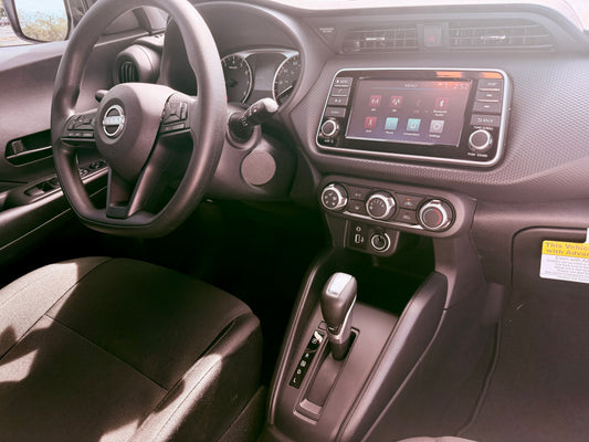 2024 NISSAN KICKS